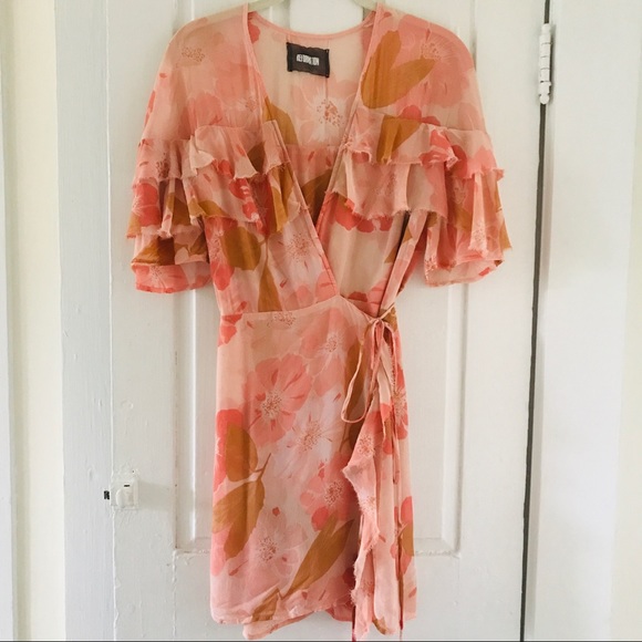 Reformation Dresses & Skirts - Reformation Floral Wrap Dress Pink & Coral  Small